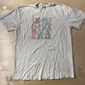 Comfort Colors White Tee with Colorful Graphic XL (DZ)